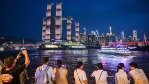 鎏金夜色里 游轮串起重庆美